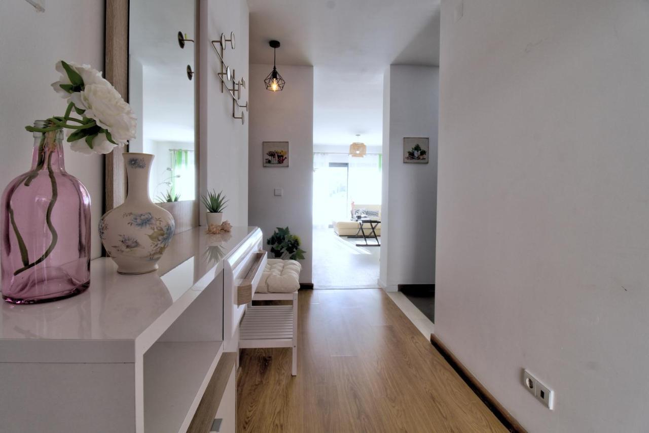 Center Location, Ac, Swimming Pool, And Parking Daire Olhão Dış mekan fotoğraf