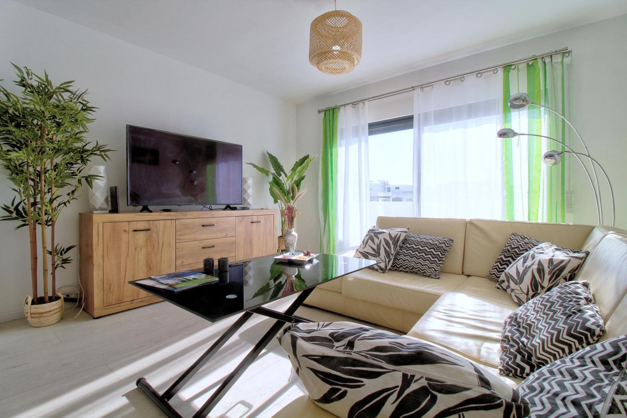 Center Location, Ac, Swimming Pool, And Parking Daire Olhão Dış mekan fotoğraf